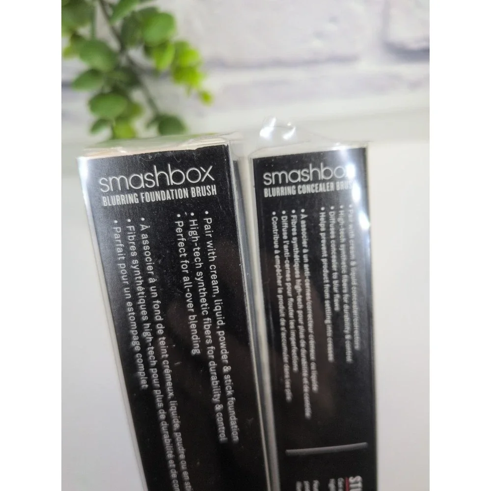 NIB LOT 2🥰SMASHBOX Blurring Concealer Brush & Foundation Brushes Camera Ready